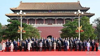 引用新华社图片